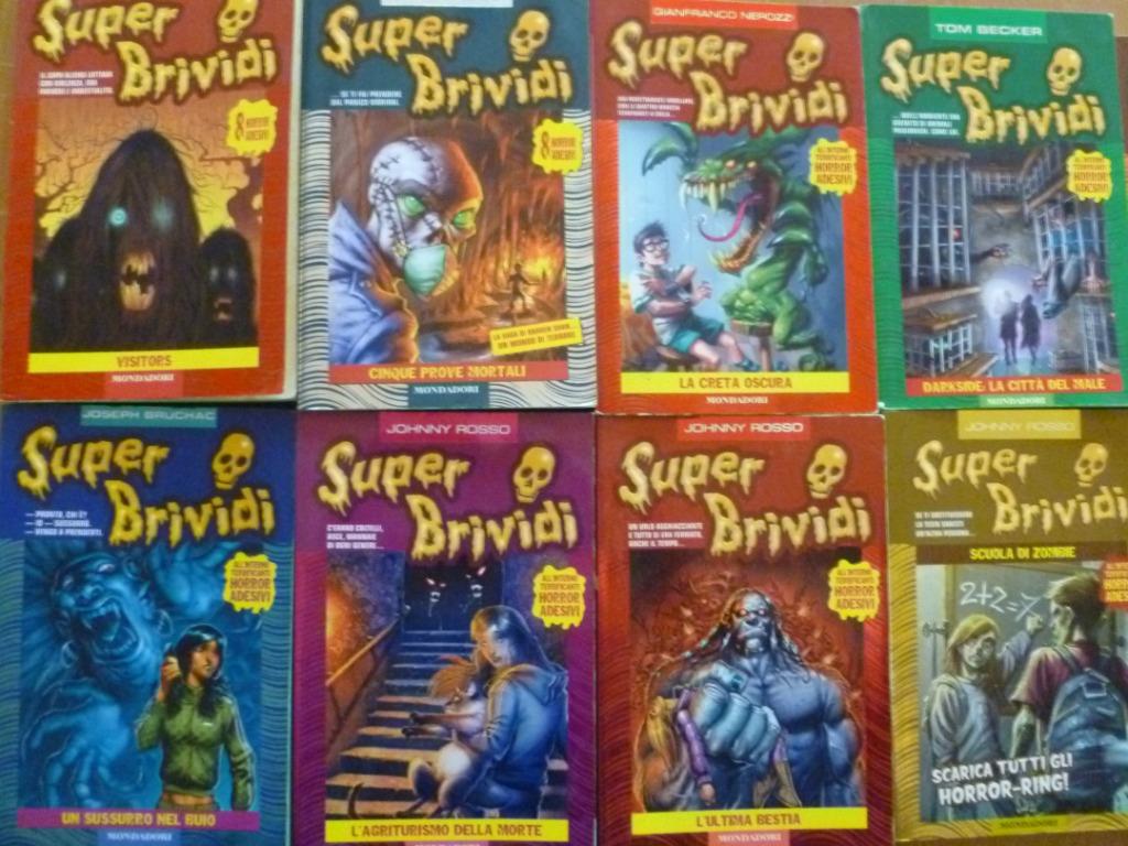 R.L.Stine en andere: Super Brividi 10 stuks (Ital), Boeken, Kinderboeken | Jeugd | 10 tot 12 jaar, Ophalen of Verzenden