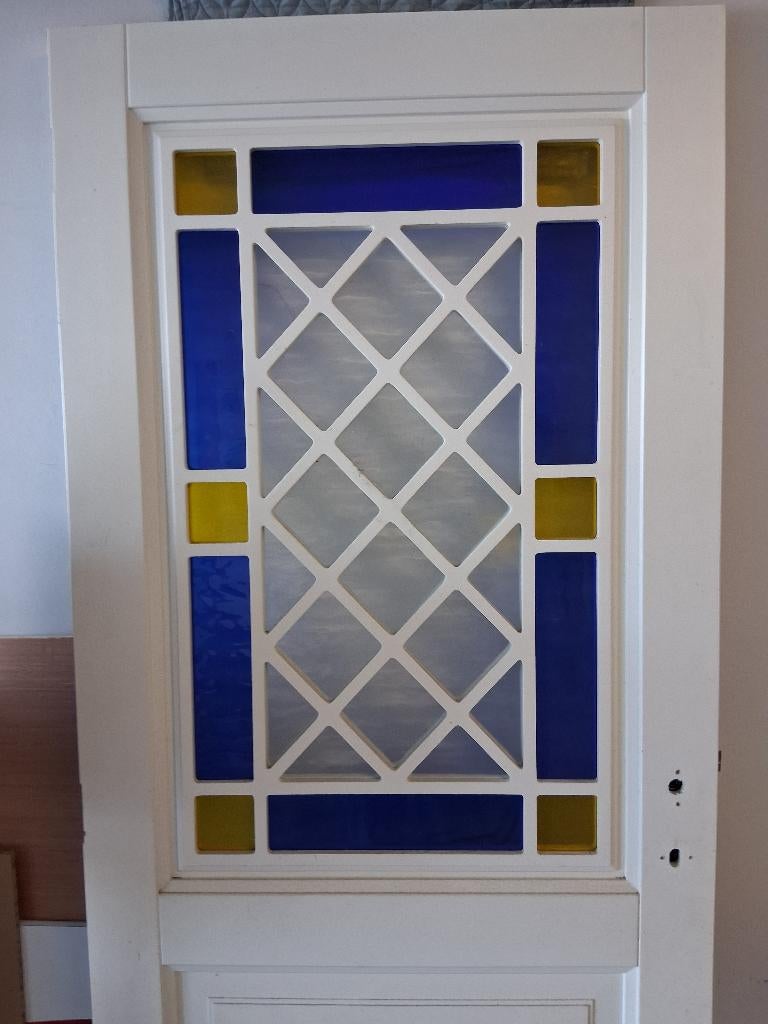 Vol houten deur met gekleurd glas, Doe-het-zelf en Bouw, Deuren en Vliegenramen, Ophalen, 80 tot 100 cm, Binnendeur, Zo goed als nieuw