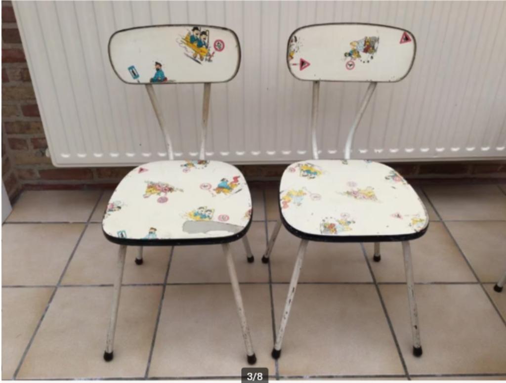 Kindertafeltje met vier stoeltjes, Kinderen en Baby's, Kinderkamer | Tafels en Stoelen, Ophalen of Verzenden, Gebruikt, Tafel(s) en Stoel(en)
