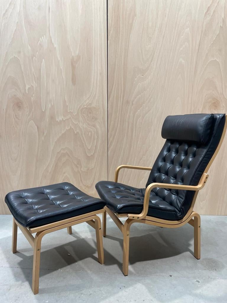 Lounge chair, Finn Ostergaard, Albert chair (Deens design), Huis en Inrichting, Ophalen