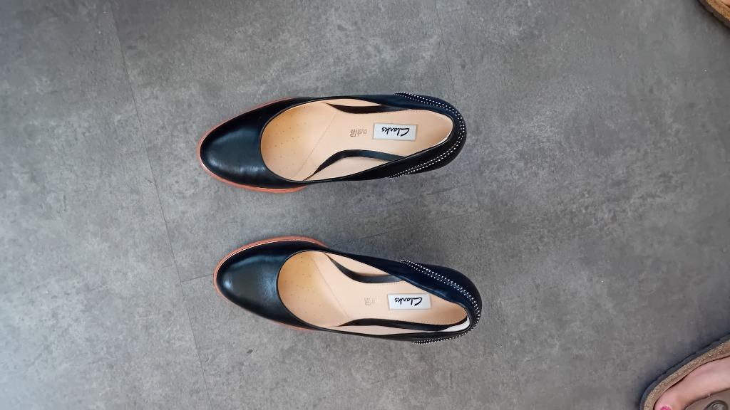 schoenen pumps dames, Kleding | Dames, Schoenen, Ophalen, Pumps, Zwart, Zo goed als nieuw