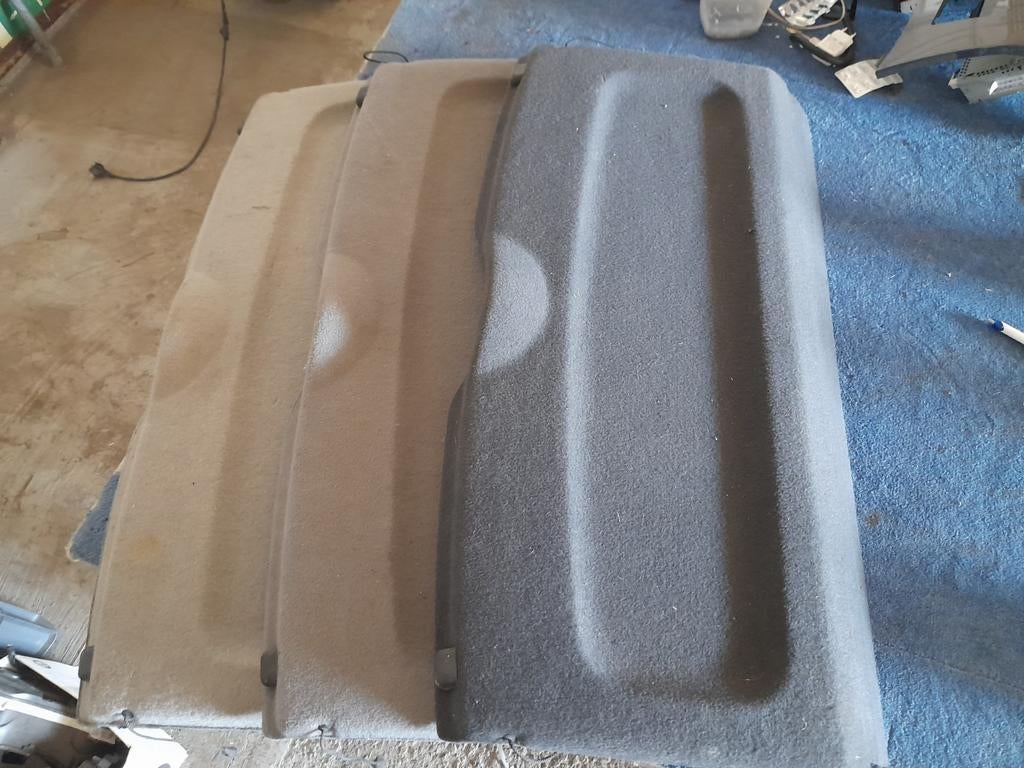 Diverses plages arrières RENAULT CLIO 2 // 5060 AUVELAIS, Enlèvement ou Envoi, Utilisé, Renault