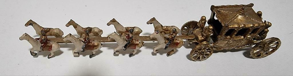 Calèche et chevaux couleur or 11,5cm, Enlèvement ou Envoi