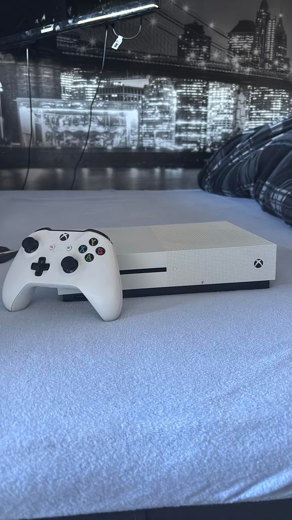 Xbox one S, Games en Spelcomputers, Ophalen, Zo goed als nieuw, Xbox One