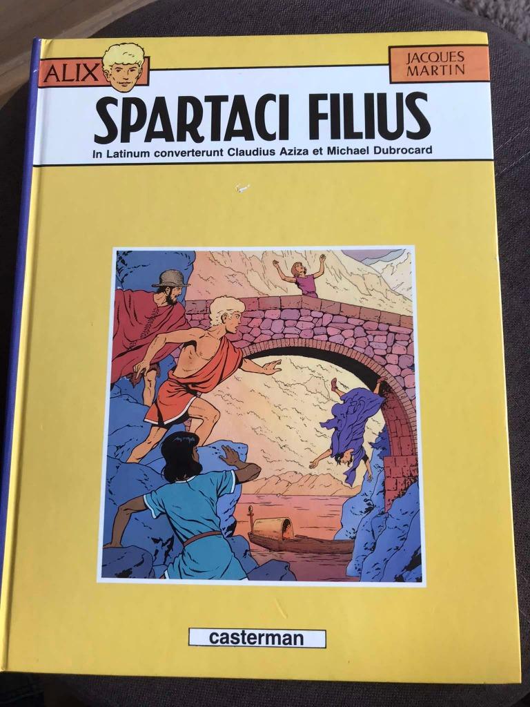 Spartici filius - Hardcover ( latijns stripverhaal), Boeken, Eén stripboek, Ophalen of Verzenden, Gelezen, Martin Jacques
