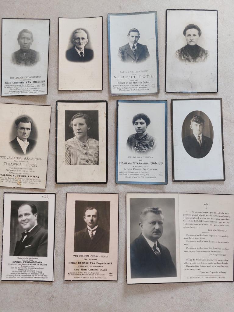 lot van 11 oude rouwprentjes met foto (Oost-Vl), Verzamelen, Bidprentjes en Rouwkaarten, Verzenden
