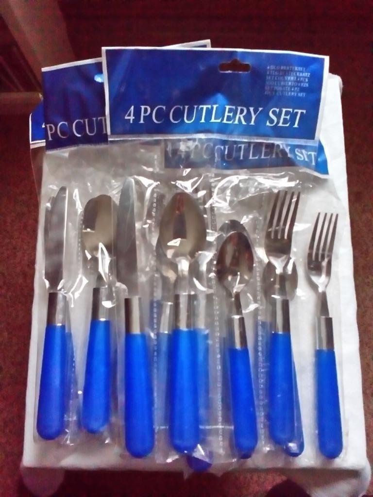 Set couvert 4 pièces, Maison & Meubles, Cuisine | Couverts, Enlèvement ou Envoi, Neuf