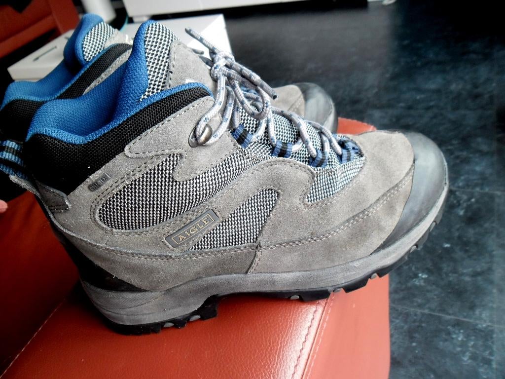 AIGLE wandel/bergschoenen(metaal tip)Maat 40, Kleding | Dames, Zo goed als nieuw, Aigle, Wandelschoenen, Ophalen of Verzenden