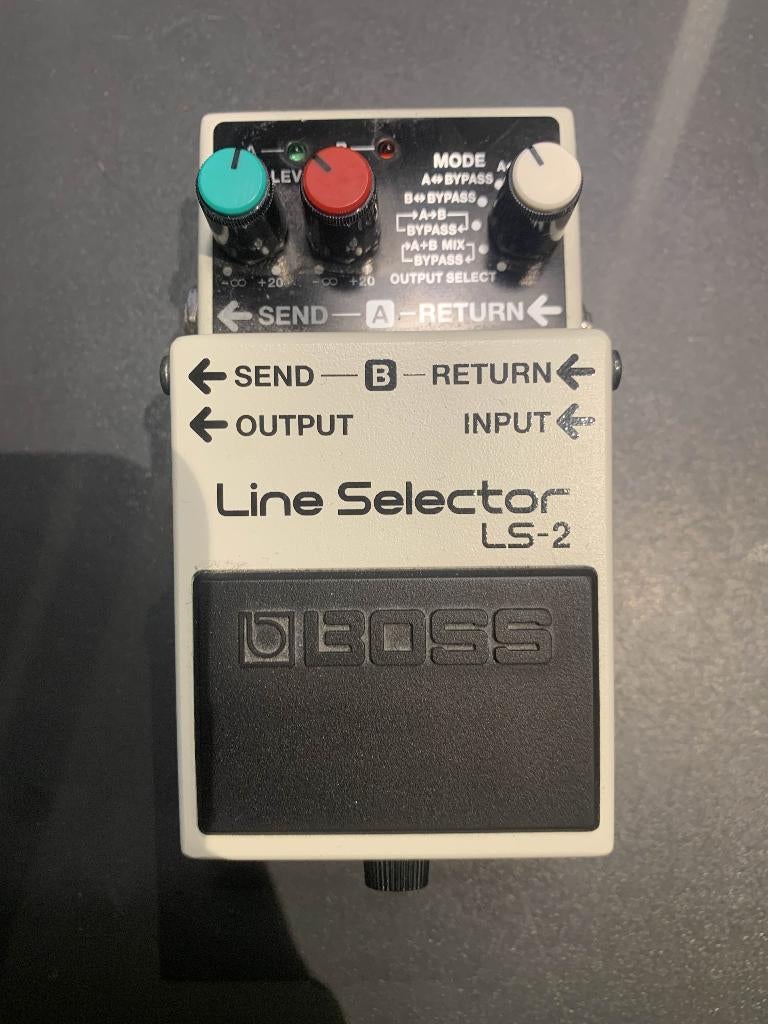 Boss LS-2 Line Selector (incl. doos), Musique & Instruments, Enlèvement ou Envoi, Comme neuf, Autres types