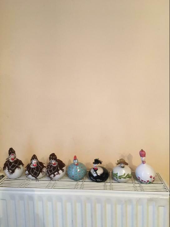 Lot de 7 petites poules j line parfaite état, Utilisé