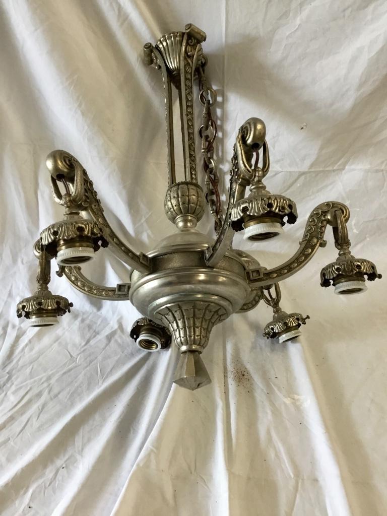 Ancien lustre en bronze nickelée  Hauteur maxi de 100 cm, Antiquités & Art, Enlèvement