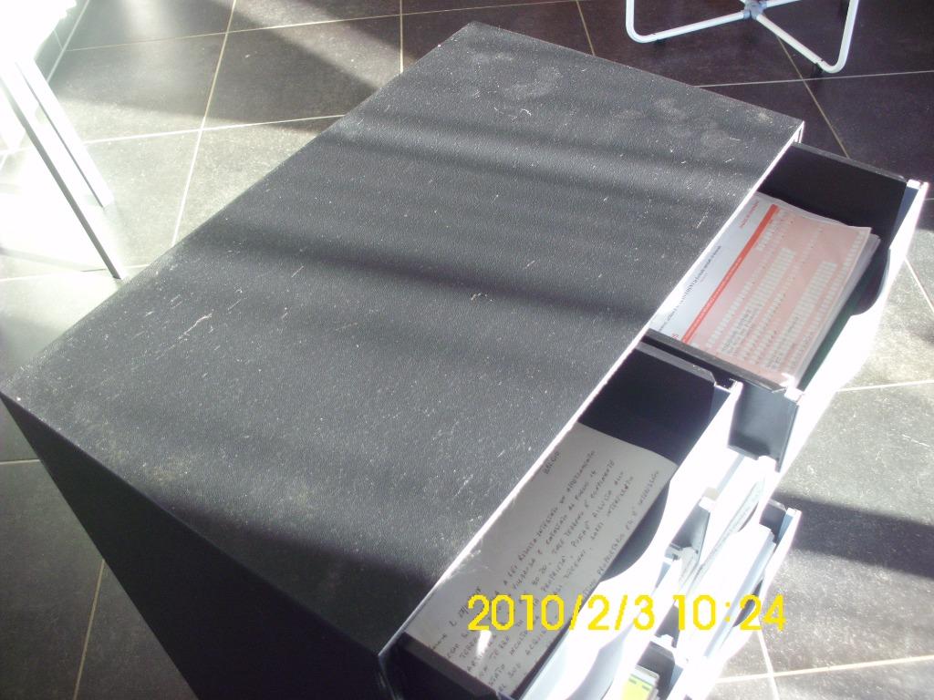 organisateur de bureaux, Archives et Rangement, Enlèvement, Utilisé, Armoire
