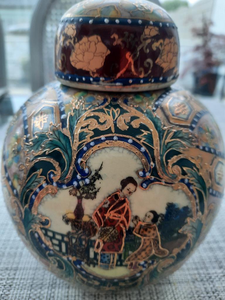 Cloisonne Chinees sierstuk, Enlèvement