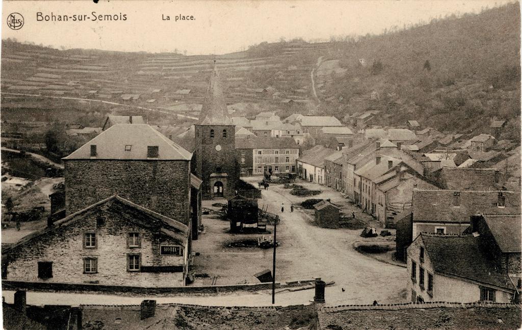 Bohan-sur-Semois La Place 1913, Verzenden, Voor 1920, Gelopen, Namen