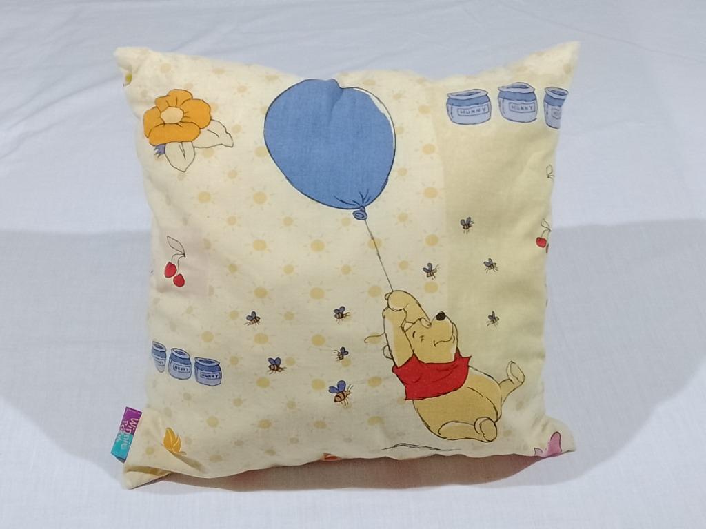 Kussen - Winnie The Pooh - J. Poppe - Disney, Ophalen of Verzenden, Gebruikt, Overige kleuren, Vierkant