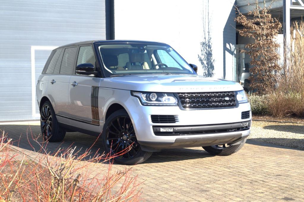 Land Rover Range Rover 3.0 TDV6 Vogue / Pano /360 camera/Ful, Auto's, Automaat, Beige, 2993 cc, Verwarmde buitenspiegels