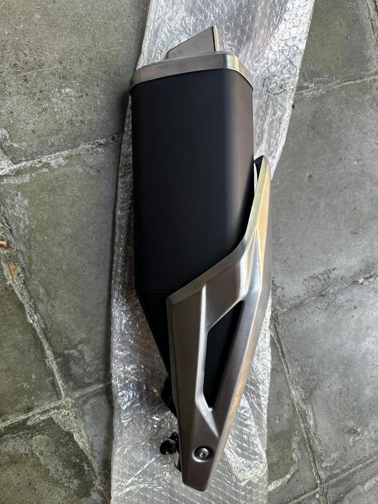 Pot d’échappement d’origine Honda Forza 750, Motos, Pièces | Honda, Enlèvement, Utilisé