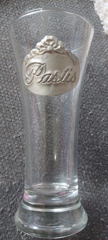 Klein pastis glaasje, Verzamelen, Glas en Drinkglazen, Ophalen of Verzenden, Zo goed als nieuw