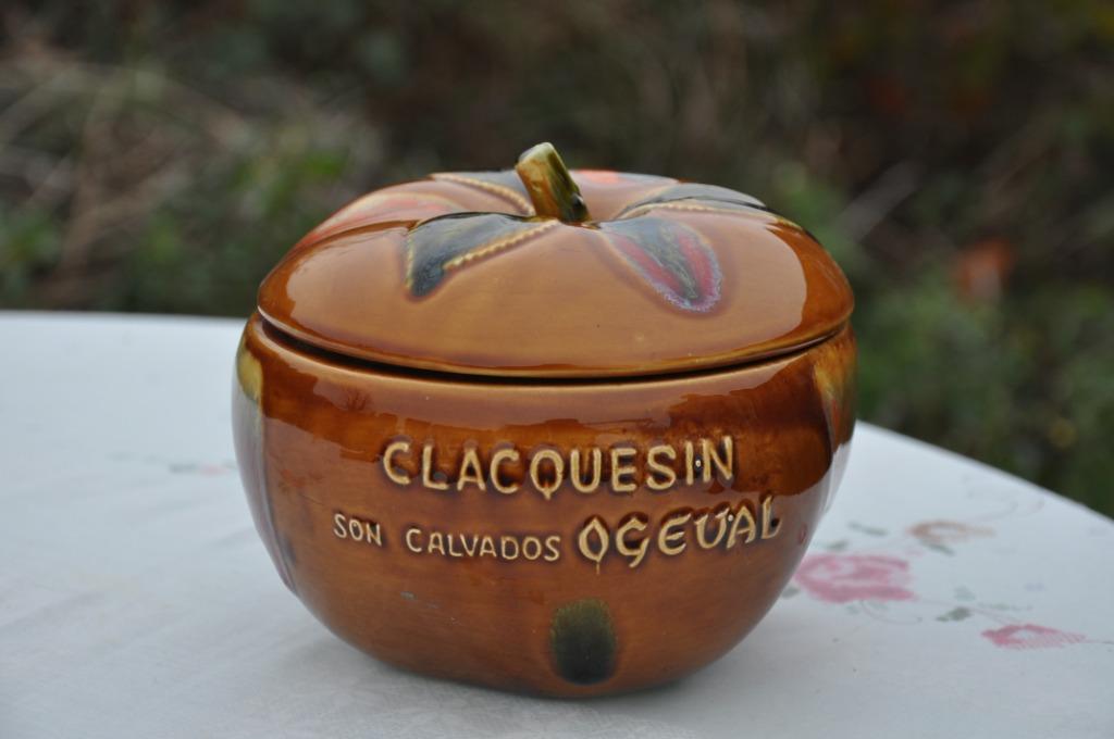 bonbonnière pomme claquesin son calvados ogeval, Antiquités & Art, Antiquités | Céramique & Poterie, Enlèvement ou Envoi