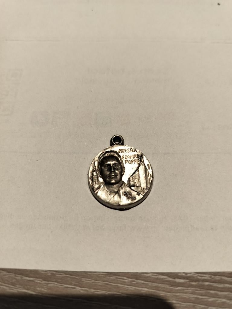 Medaille zaligverklaring Priester Edward  Poppe, Ophalen of Verzenden