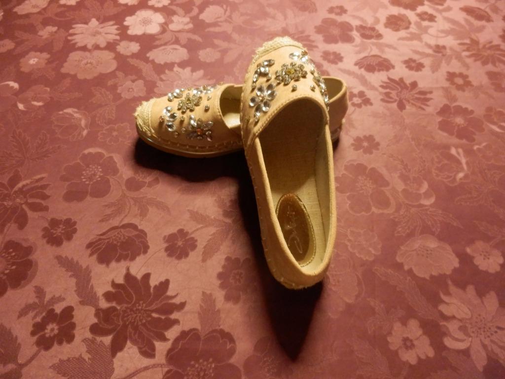 (20) -ballerine femme p.37 beige - juliet -, Enlèvement ou Envoi, Beige, Comme neuf, Juliet
