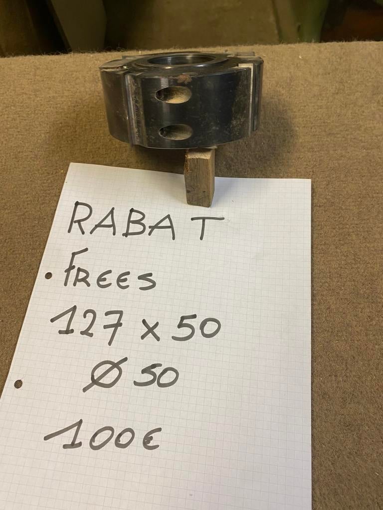 Rabat frees 127 x50, Ophalen