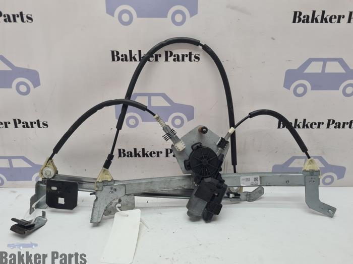 Ruitmechaniek 2Deurs links-voor van een Renault Megane, Auto-onderdelen, Ruiten en Toebehoren, Renault, Gebruikt, 3 maanden garantie