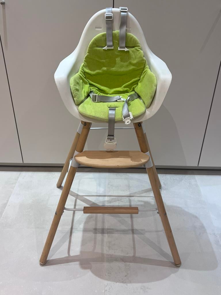 Childwood - geschikt voor zowel lage als hoge tafel, Kinderen en Baby's, Ophalen, Zo goed als nieuw