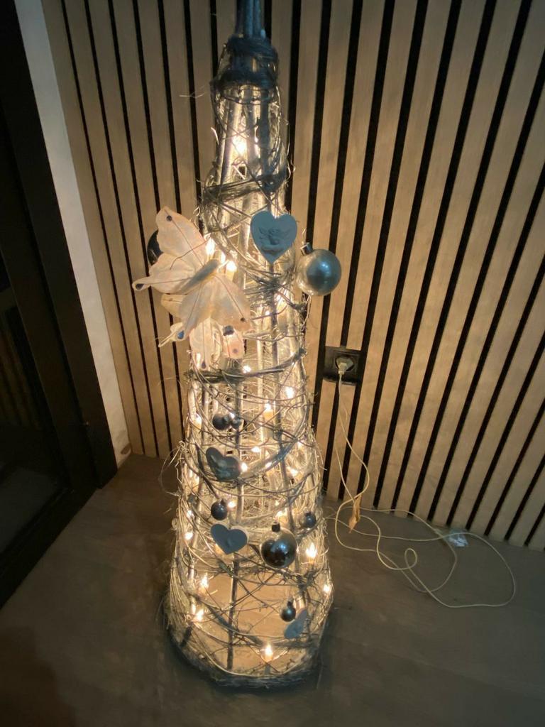 Sapin de Noël décoré avec des lumières, Divers, Enlèvement ou Envoi, Comme neuf