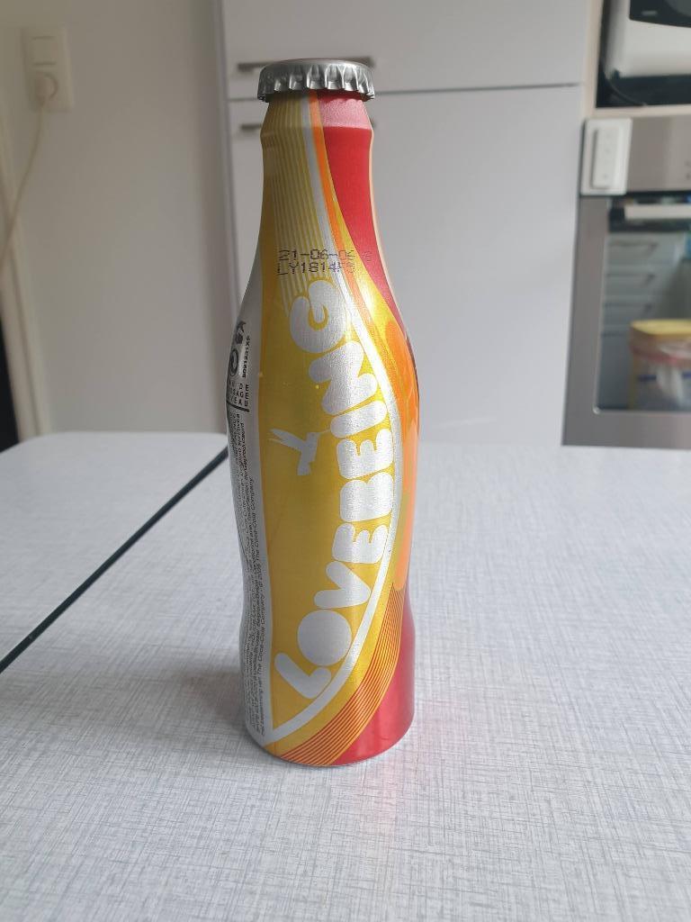 collection coca, Enlèvement