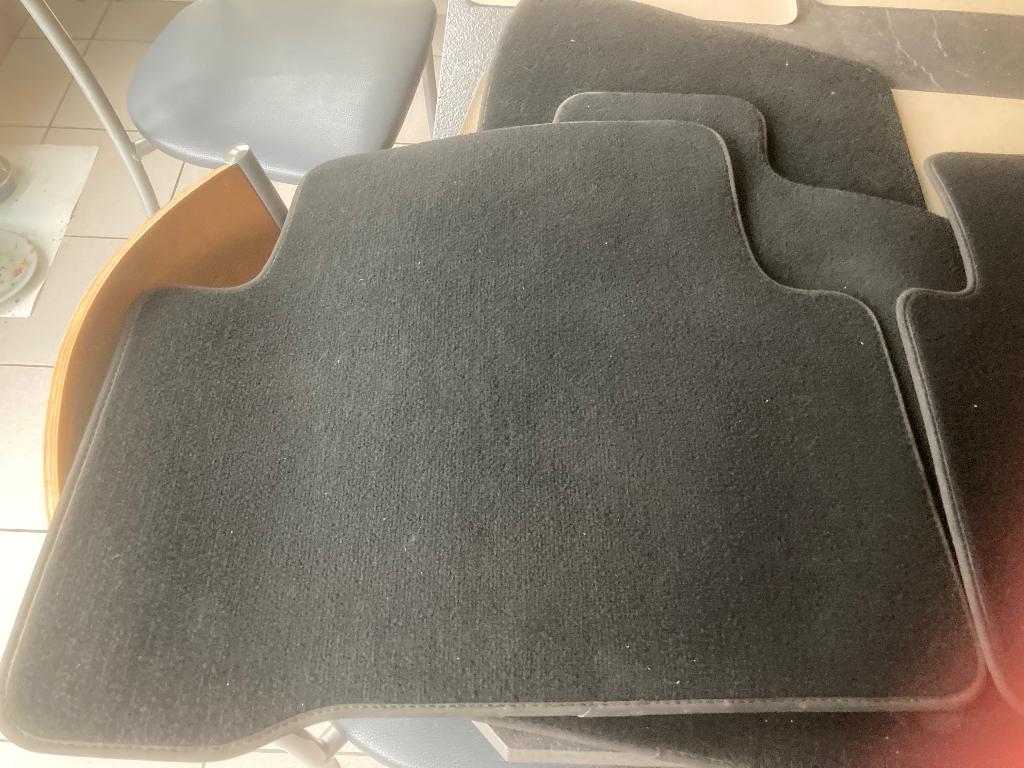 Tapis de sol textile pour VW Touran, Enlèvement, Utilisé, Volkswagen