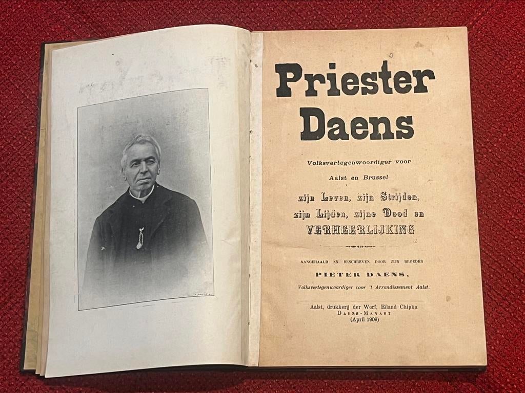 Oud antiek boek Aalst Priester Daens 1909, Enlèvement