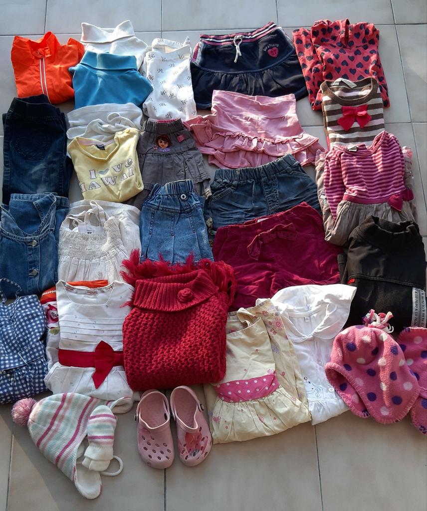 Paquet de vêtements pour filles 2-3 ans (92-98 cm) - 32 pièc, Enfants & Bébés, Paquets de vêtements pour enfants, Comme neuf, Taille 98