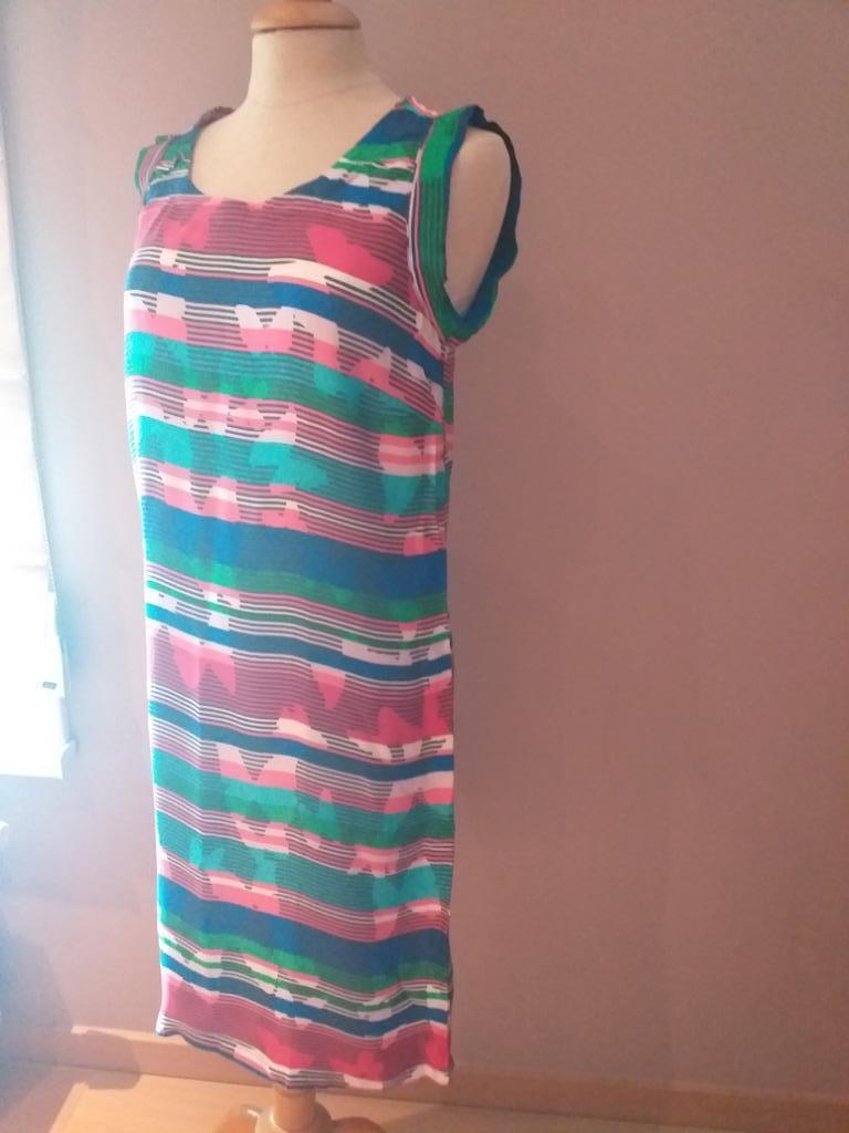 Kleurrijke zomerjurk CKS maat S, Kleding | Dames, Jurken, Overige kleuren, Ophalen of Verzenden, Zo goed als nieuw, Knielengte
