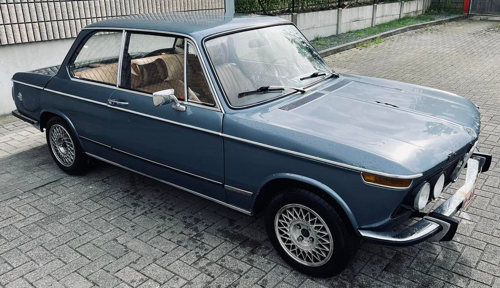 BMW 2002• 1974 • 49.000 KM • Box 4, Auto's, 4 zetels, Achterwielaandrijving, Blauw, Leder