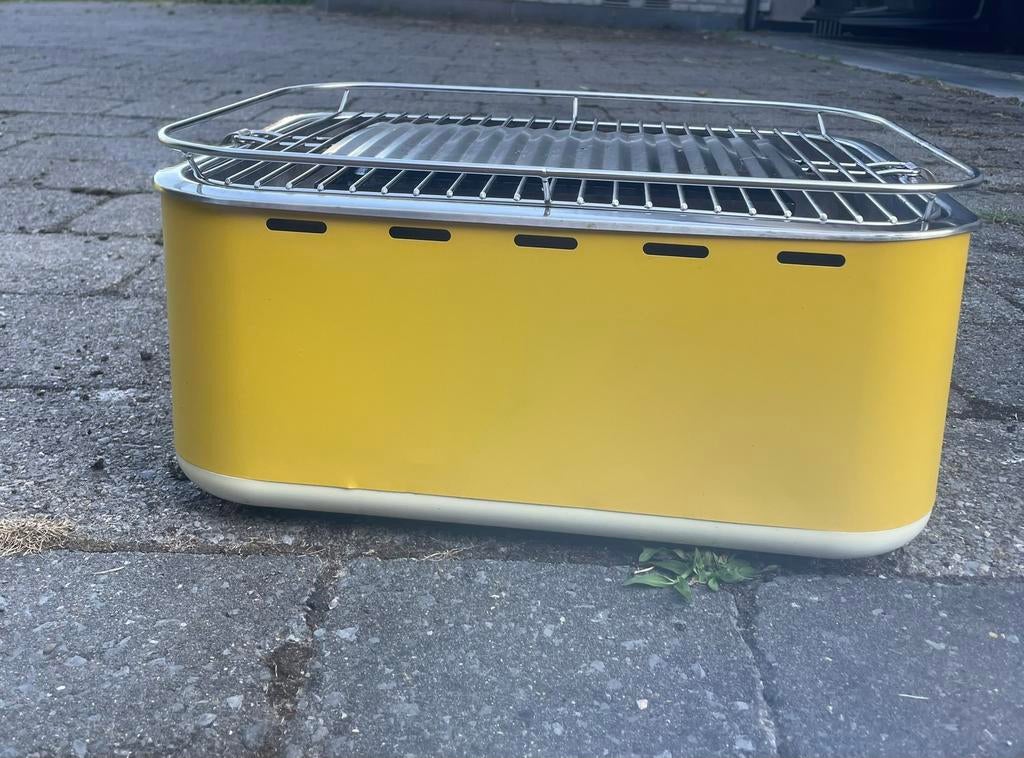 Stijvolle tafel barbecue merk Barbecook met draagtas, Tuin en Terras, Ophalen, Zo goed als nieuw