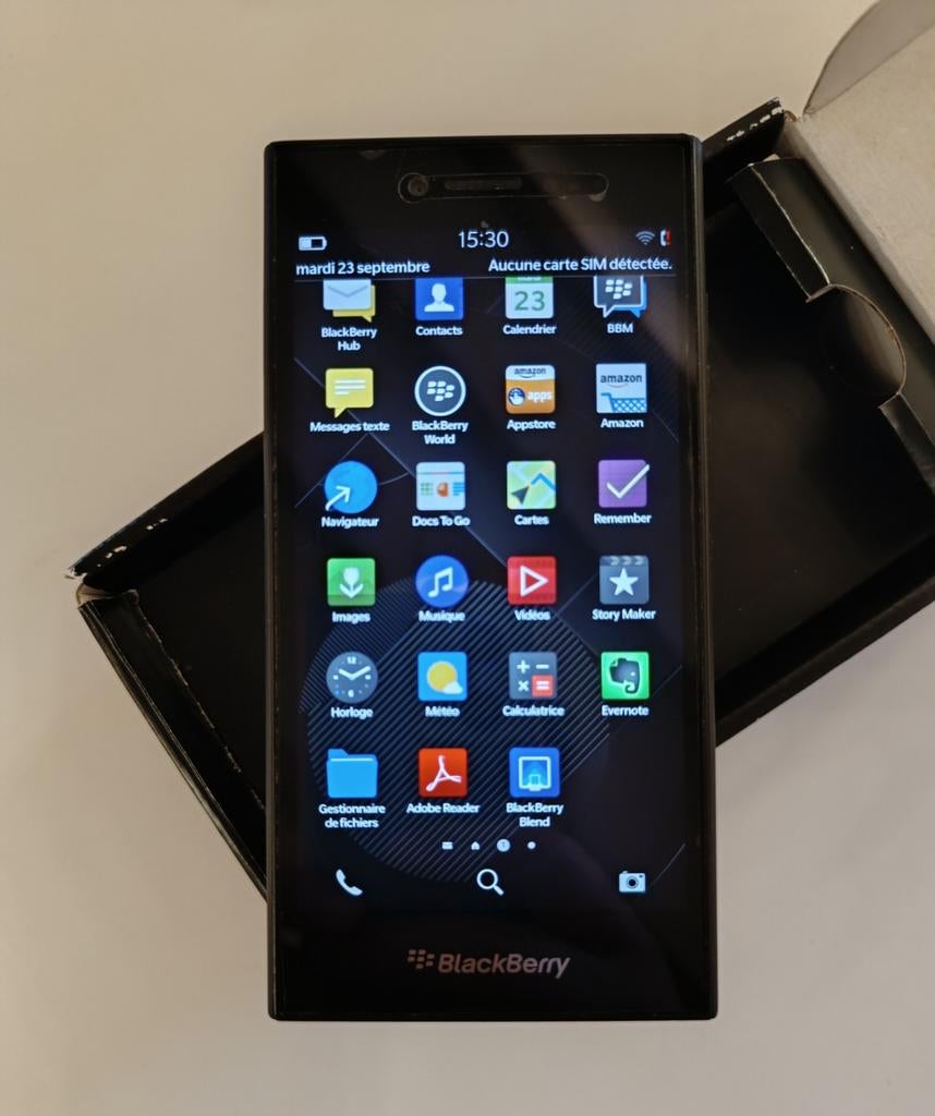 Blackberry 10 Leap avec boîte, Enlèvement ou Envoi, Autres couleurs, Reconditionné, 6 mégapixels ou plus