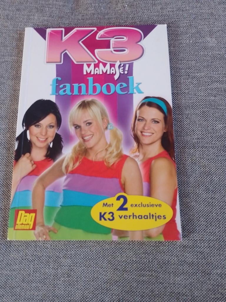 K3 mamase!fanboek, Ophalen of Verzenden, Zo goed als nieuw