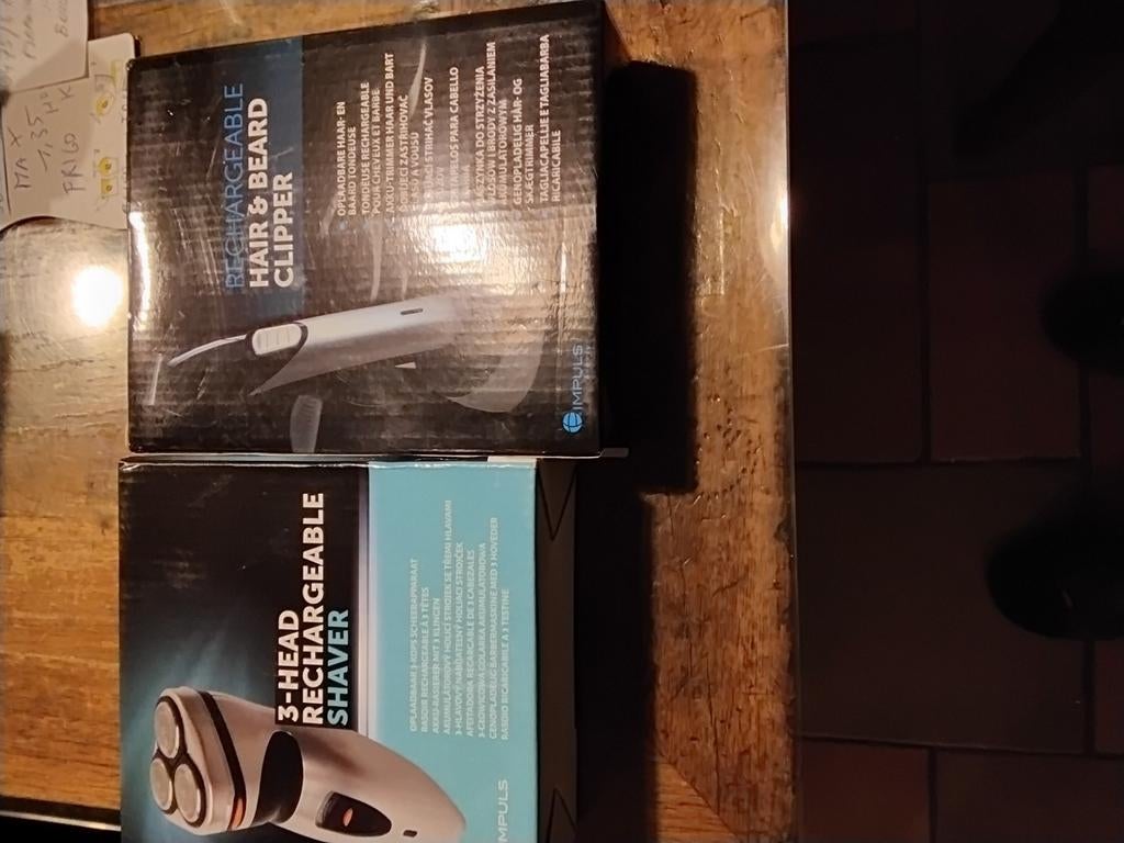 Nieuwe shaver en tondeuse, Enlèvement ou Envoi, Comme neuf