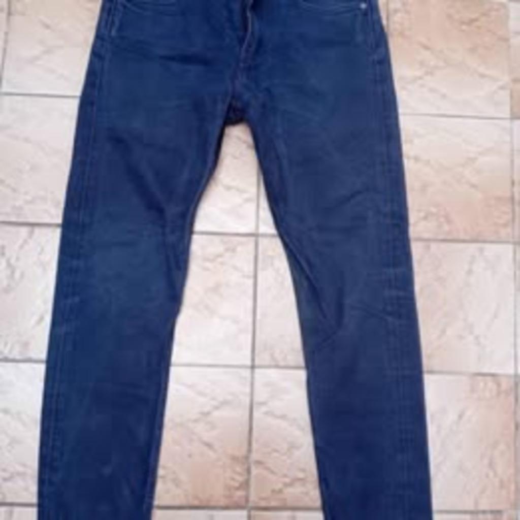 jeans levi's 512 noir, Vêtements | Hommes, Jeans, W32 (confection 46) ou plus petit, Enlèvement, Porté, Levi’s