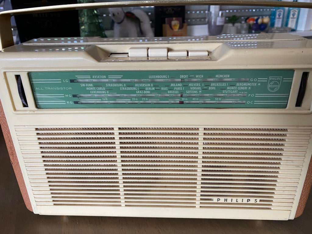 Vintage draadbare radio philips, Antiek en Kunst, Ophalen