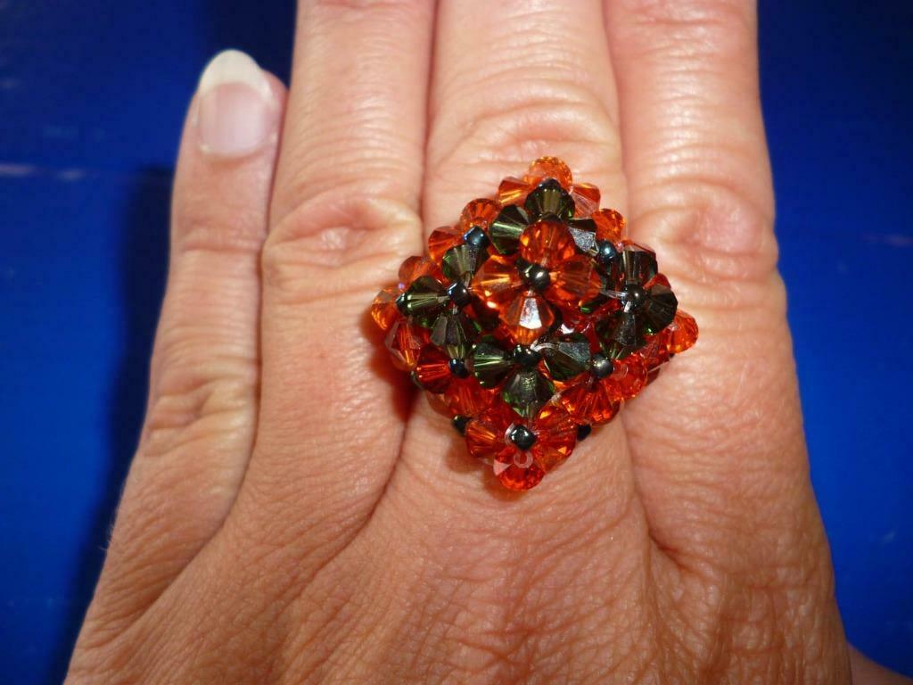 Swarovski ring oranje/groen (zelfgemaakt) nieuw, Bijoux, Sacs & Beauté, Bagues, Enlèvement ou Envoi, Comme neuf, Vert