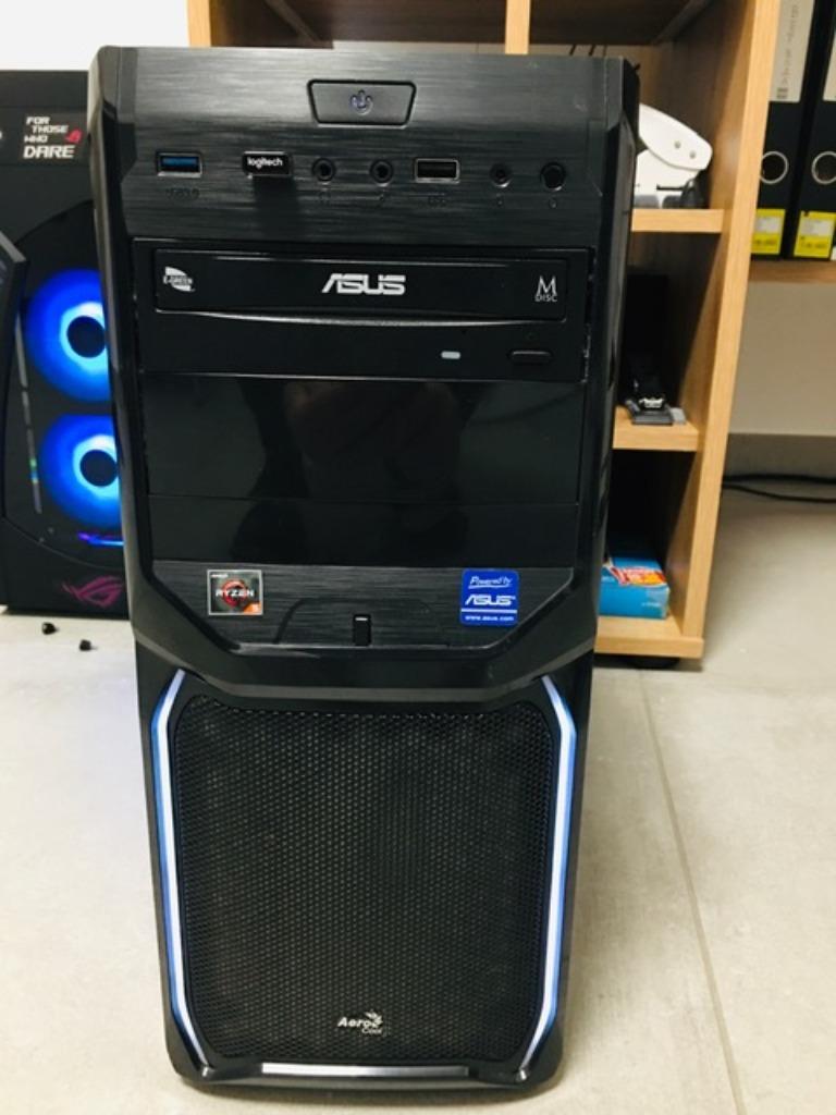 computer Asus met monitor Samsung en Microsoft-toetsenbord, Computers en Software, Ophalen, Gebruikt, Met videokaart, ASUS