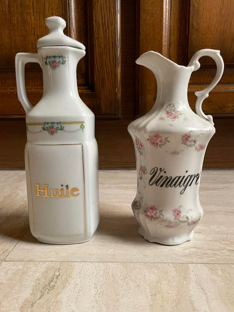 Très vieilles bouteilles d'huile et de vinaigre, Enlèvement ou Envoi