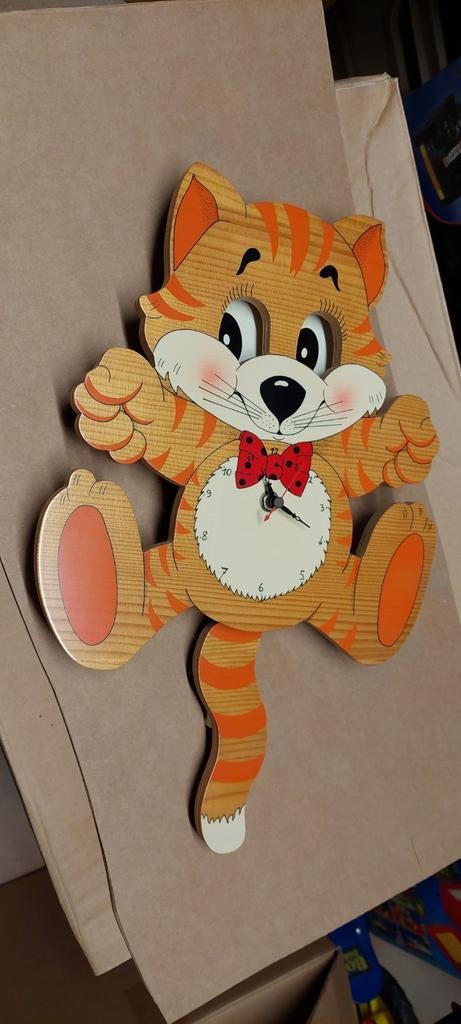 Klok voor kinderkamer - afbeelding kat, Ophalen of Verzenden, Zo goed als nieuw, Klok
