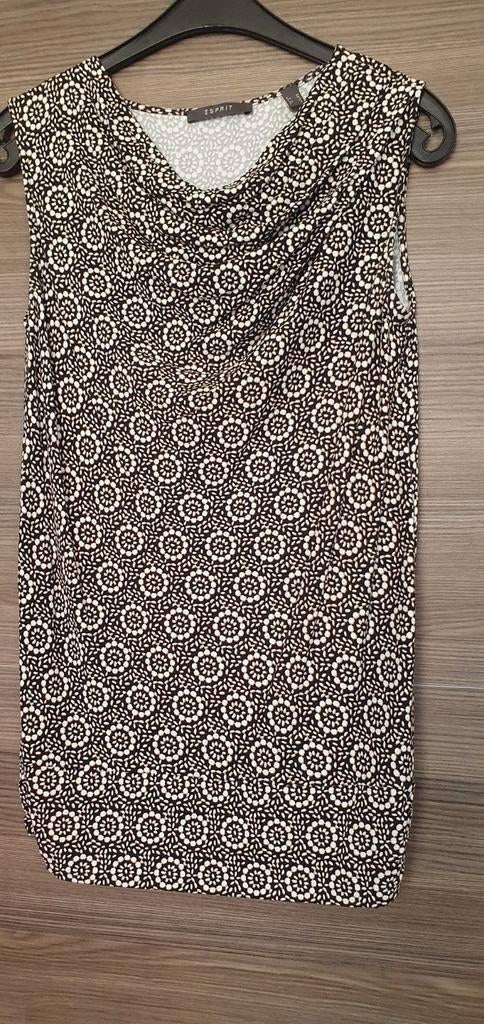 Bruine top met print, Esprit, maat M,nieuw, Kleding | Dames, Topjes, Maat 38/40 (M), Nieuw, Ophalen of Verzenden, Zonder mouw