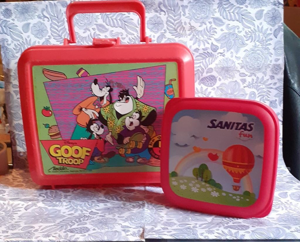 valisette motif Disney  Goofy + une boite a tartine, Enlèvement ou Envoi, Utilisé