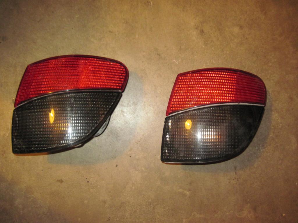 Feu arriere principal droit (feux) PEUGEOT 406 PHASE 2 BREA, Autos : Pièces & Accessoires, Enlèvement ou Envoi, Utilisé, Peugeot