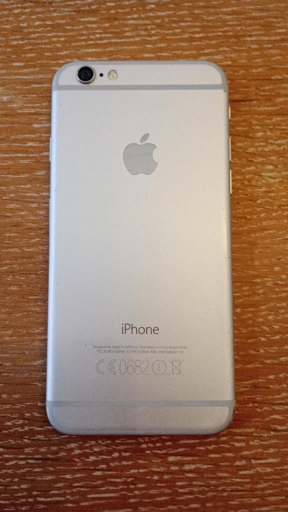 iPhone 6 zilver. Perfecte eerste telefoon., Telecommunicatie, Mobiele telefoons | Apple iPhone, 99 %, Ophalen of Verzenden, Zo goed als nieuw