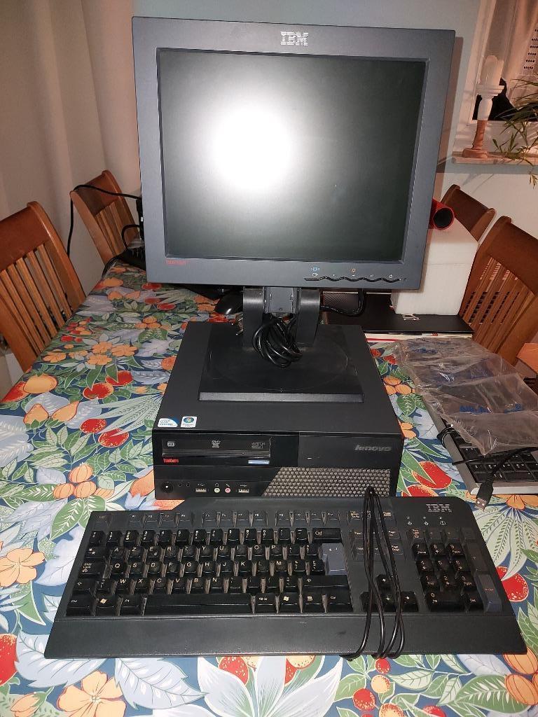 LENOVO INTEL desktop-pc, Computers en Software, Desktop Pc's, Gebruikt, 2 tot 3 Ghz, HDD, Minder dan 4 GB, Ophalen of Verzenden